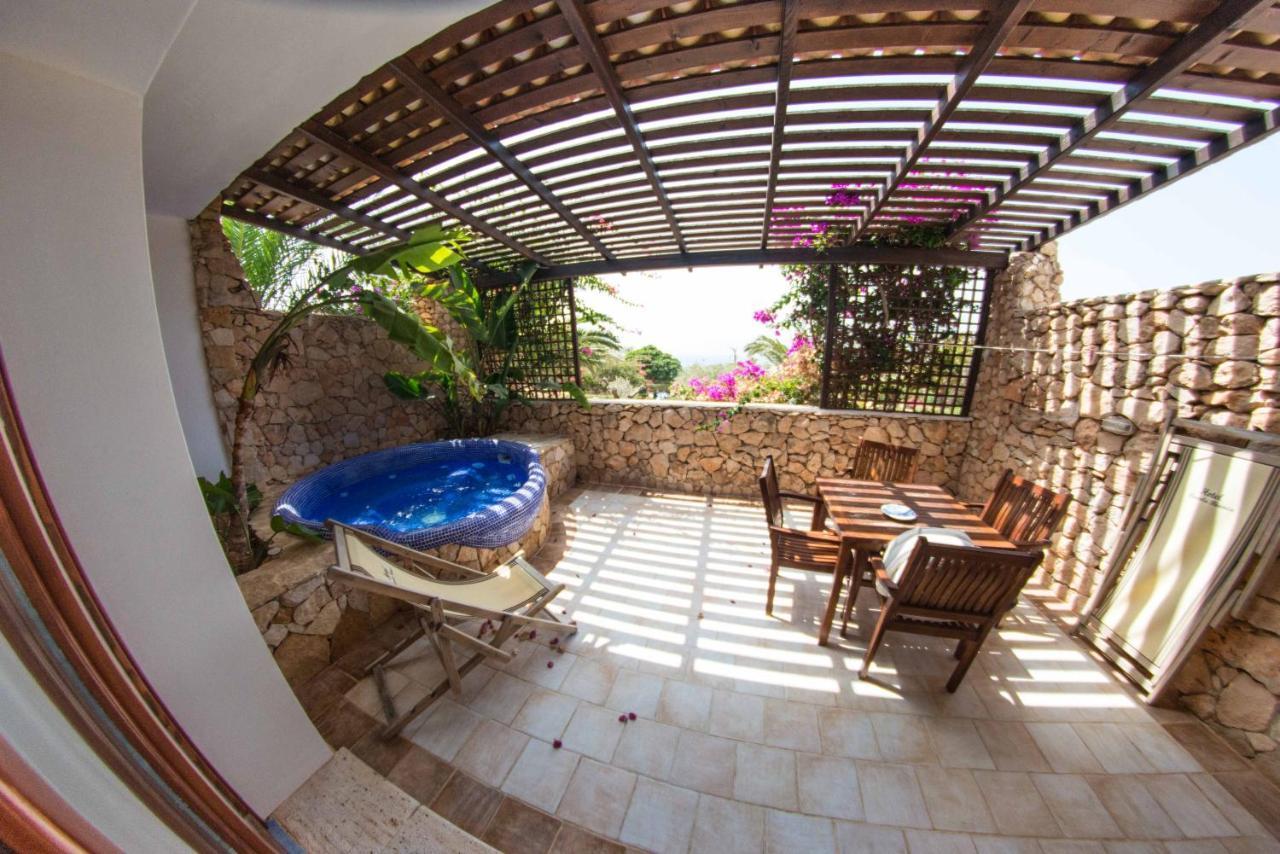 Cupola Bianca Resort Lampedusa Exterior photo